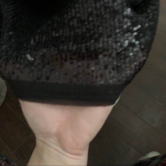 Entro Holiday Sequin Top - Picture 5 of 7